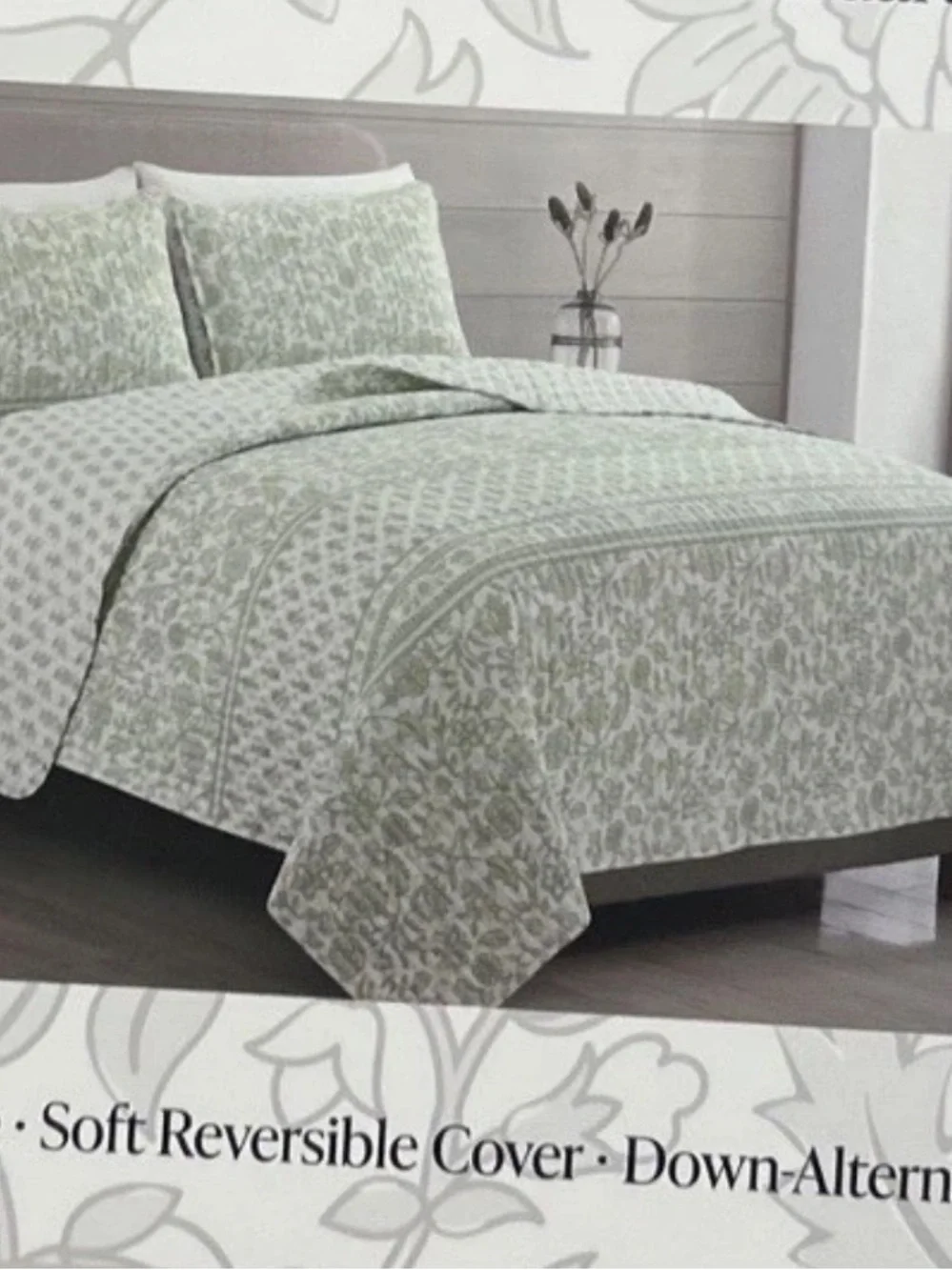 Braylin Collection Green and White Full/Queen Floral Quilt Set 90”x90”